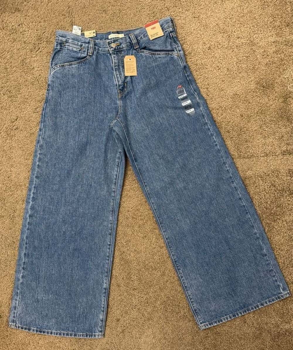 Levi’s 94 Baggy Wide Leg Jeans Women 31x31 NWT Blue Denim 90s Relaxed